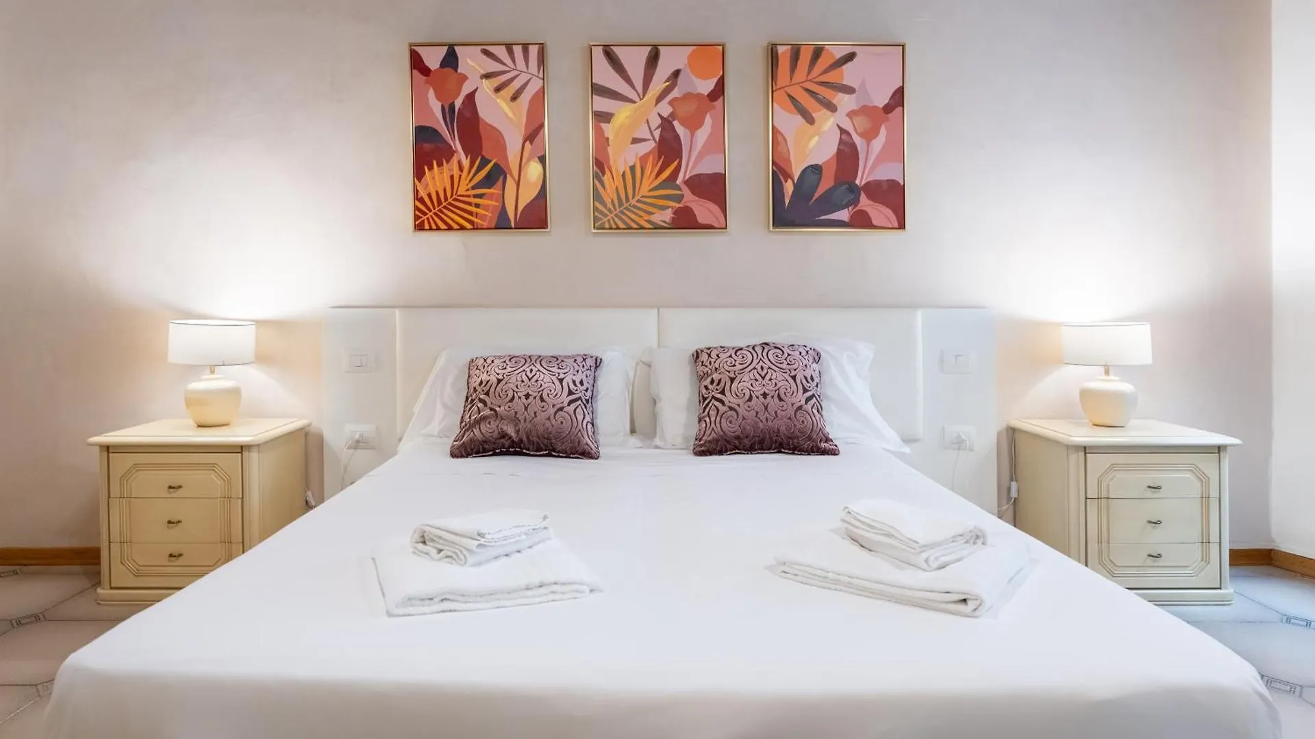 Apartment Via Sant'Egidio, 3 Florence - Spacious And Bright Just 300Mt From The Duomo Italy